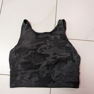 Lululemon size 6 sports bra luxtreme camo